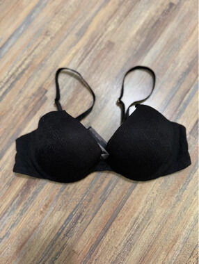 Victoria secret very sexy Demi bra size 32C